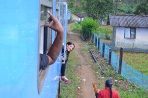 En tren por las Tierras Altas de Sri Lanka, de Nuwara Eliya a Haputale