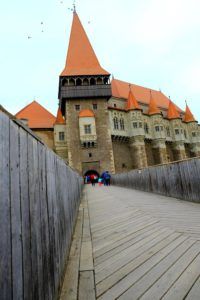 Castillo de Hunedoara (Corvino), Rumania