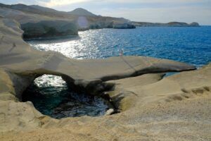 Milos, qué ver en la joya oculta de las Islas Griegas
