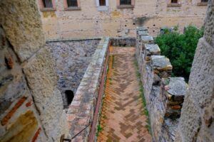 Muralla de la Torre del Bujaco