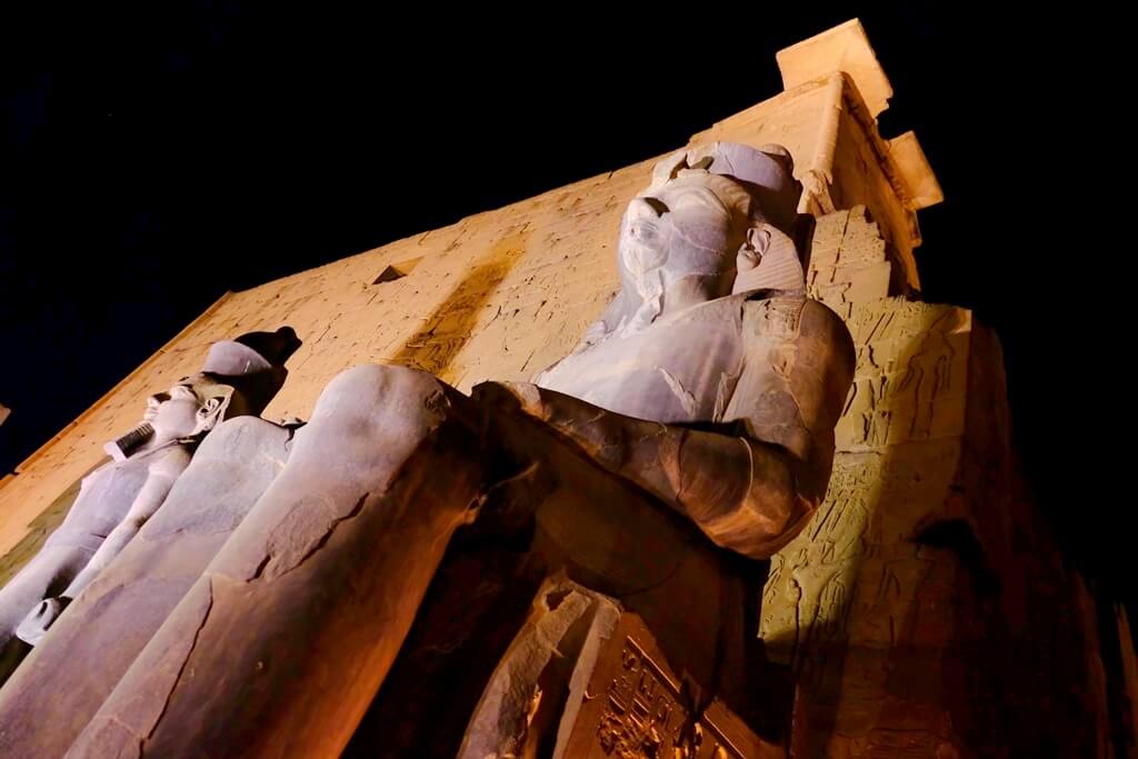 Entrada al Templo de Luxor, Egipto Entrada al Templo de Luxor, Egipto