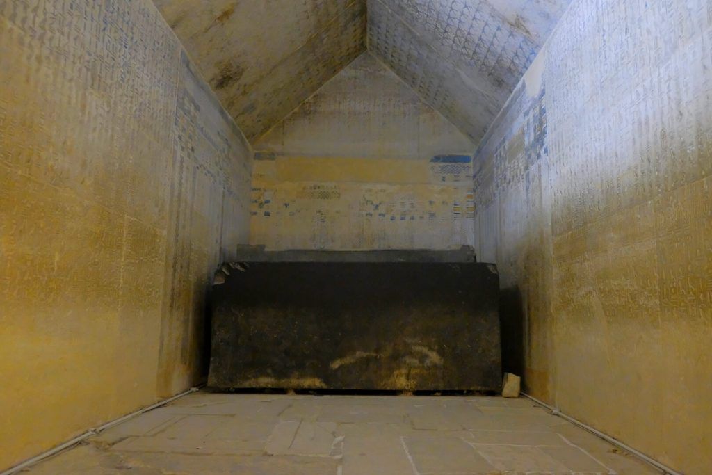 Interior de la Pirámide de Tetis, Saqqara, Egipto Interior de la Pirámide de Tetis, Saqqara, Egipto