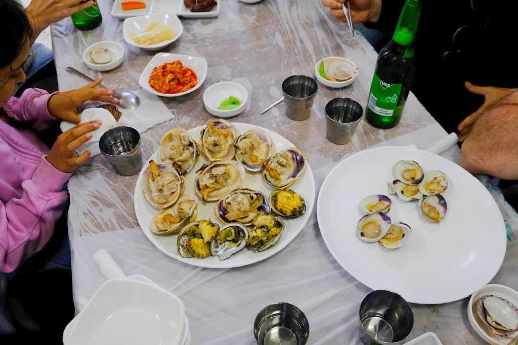 Espectacular comida preparada en el Jagalchi Market