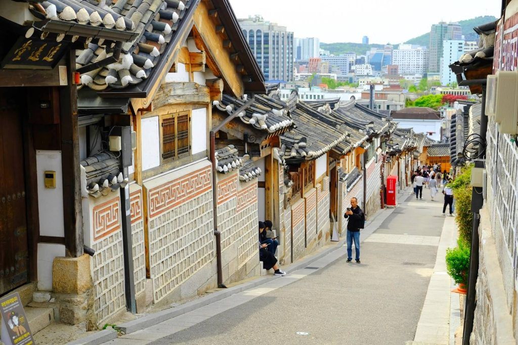 Bukchon Hanok Village, el barrio más tradicional de Seúl y uno de los imprescindibles Bukchon Hanok Village, el barrio más tradicional de Seúl y uno de los imprescindibles