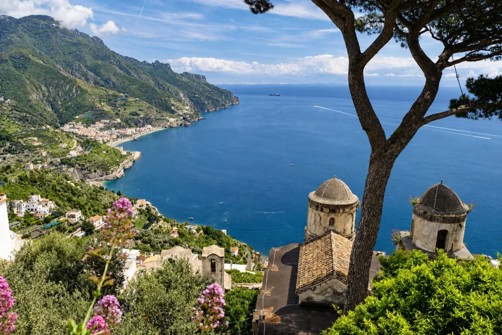 Mirador Belvedere de Villa Rufolo en Ravello Mirador Belvedere de Villa Rufolo en Ravello