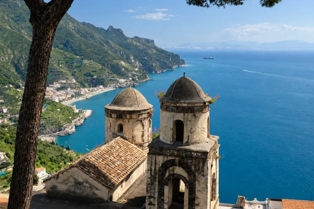Ravello, el mirador de la Costa Amalfitana Ravello, el mirador de la Costa Amalfitana