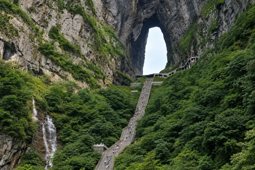 La Puerta del Cielo de Tianmen Shan La Puerta del Cielo de Tianmen Shan