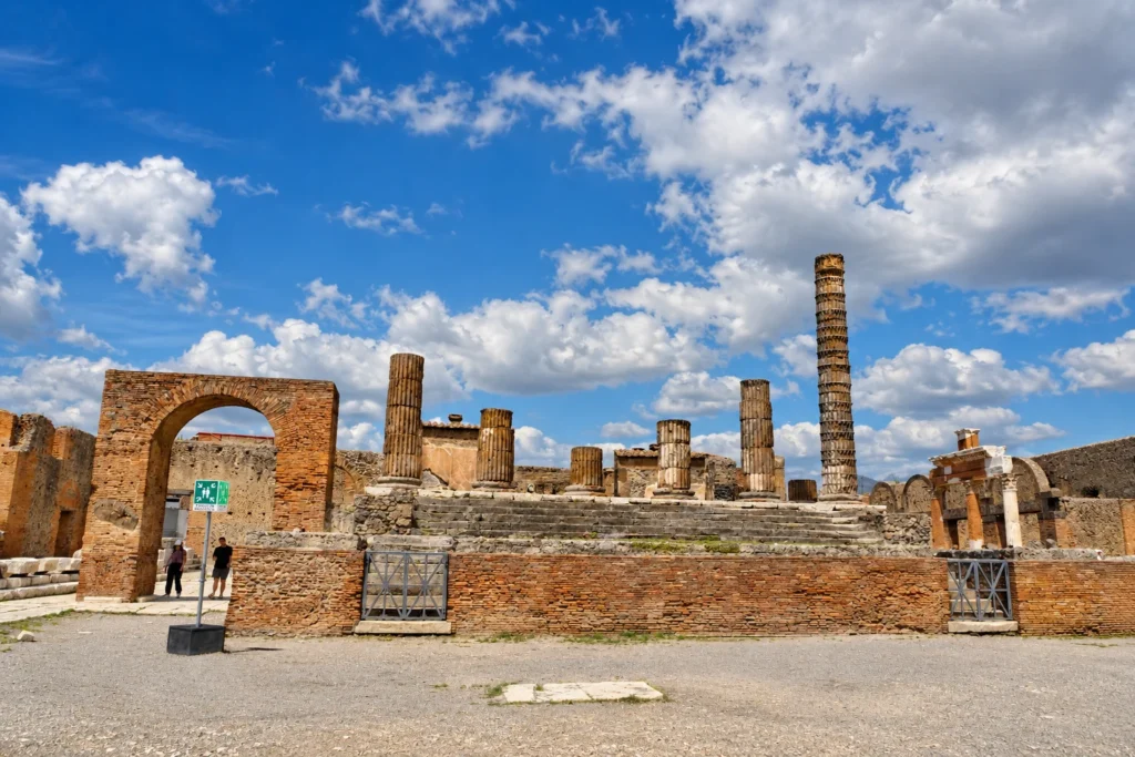 Templo de Apolo, Pompeya, Nápoles Templo de Apolo, Pompeya, Nápoles
